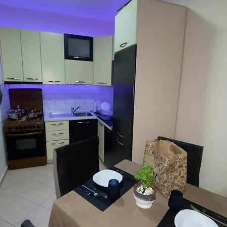 Bardhi Appartamento Shkodër